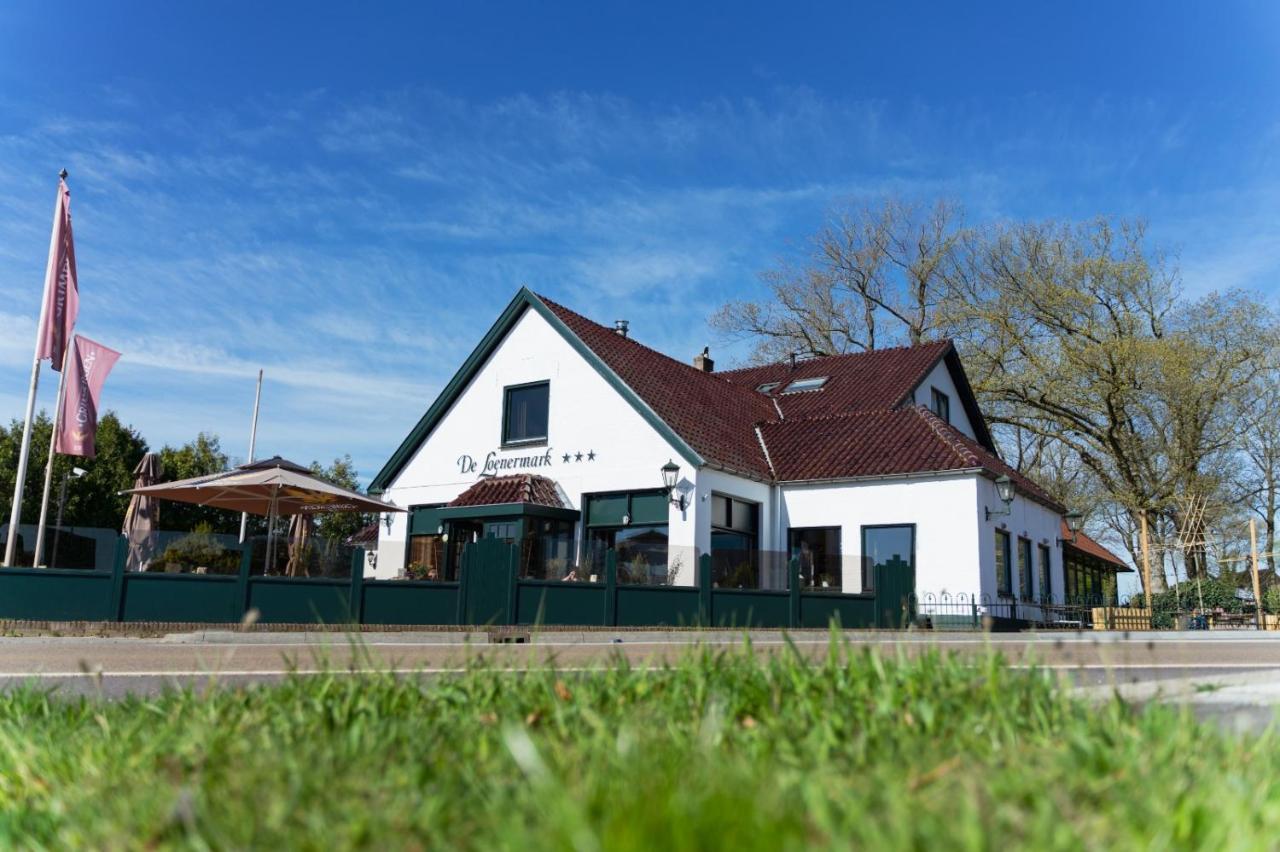 Hotel Restaurant De Loenermark Loenen Exterior photo